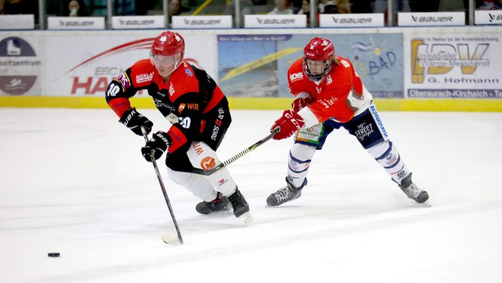 Mit den Heimspielen gegen Moosburg (Freitag, 19.30 Uhr) und Mitterteich (Sonntag, 18.30 Uhr) beenden die Haßfurt Hawks die Vorrunde in der Eishockeylandesliga, ehe eine Woche später die Playoffs beginnen. Verteidiger Alexander Stahl (links, im Duell mit Eppelheims Daniel Wilhelm) hofft auf ein erfolgreiches Wochenende.